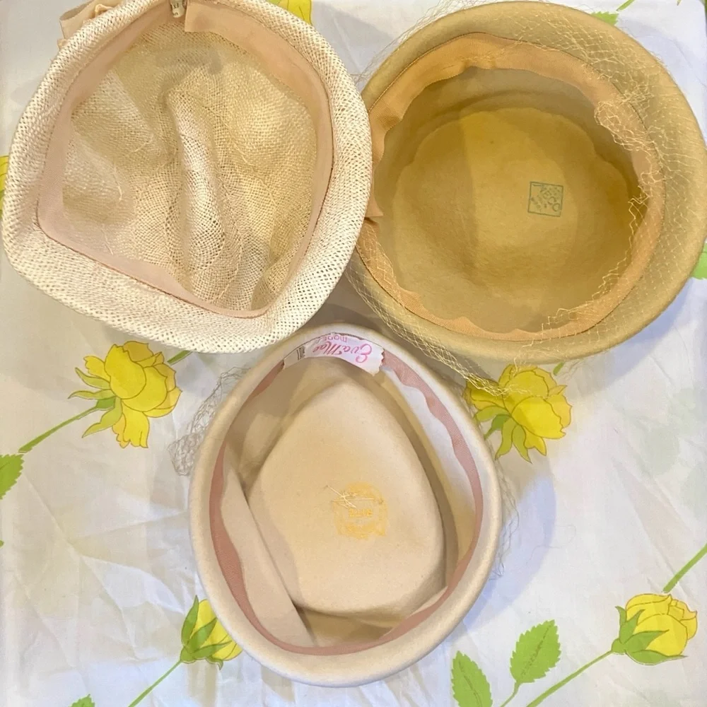 Lot of 3 vintage hats from the 1950’s 1960’s - Picture 2 of 2